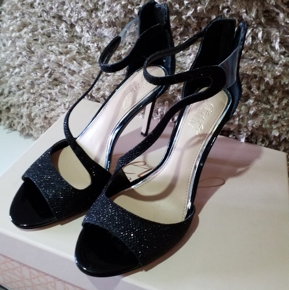 Bagley Mischka Jewel Shoes - Picture 2 of 8